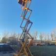 Electric scissor lift Haulotte Compact 12 used