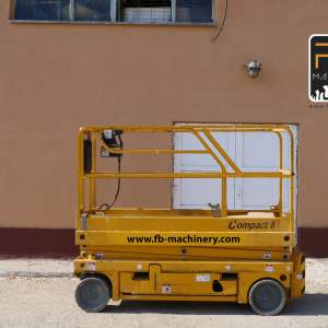 Haulotte Compact 8 - Second hand scissor lift