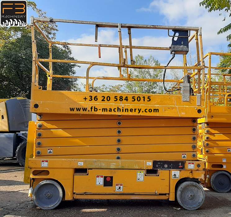 Electric scissor lift Haulotte Compact 14 Nr. 194