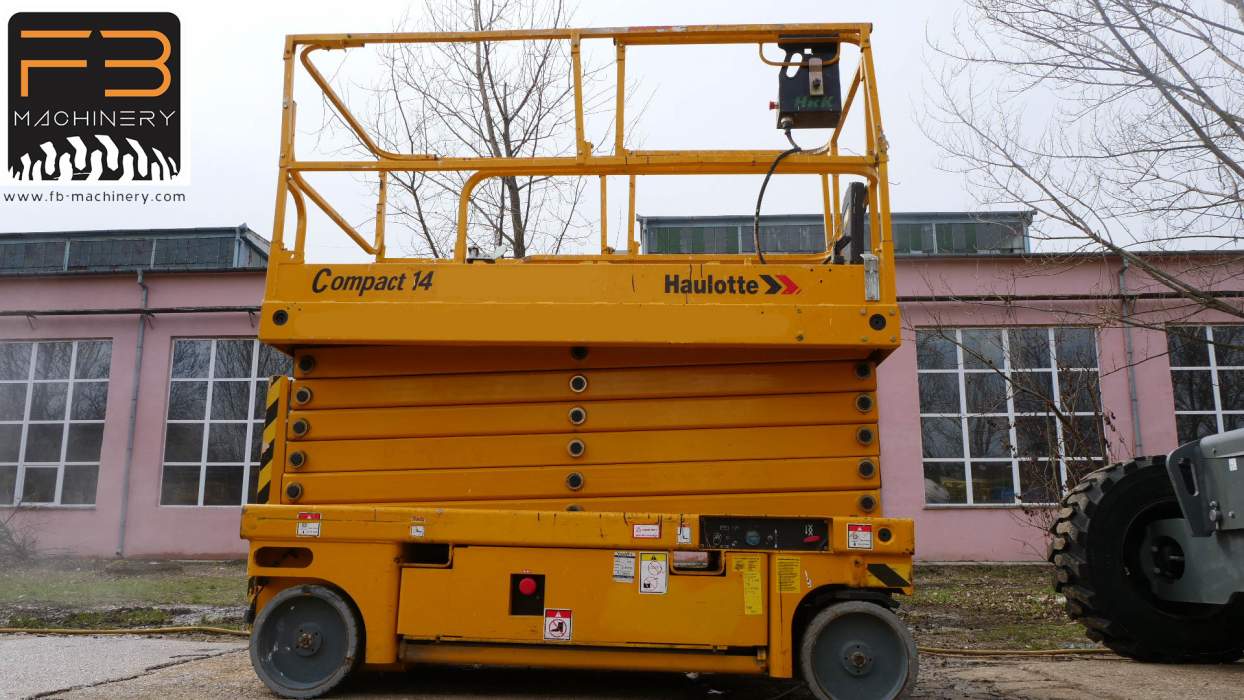 Haulotte Compact 14 electric scissor lift Nr.130